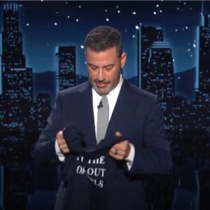 Jimmy Kimmel: Get the f*ck out of MPLS shirt