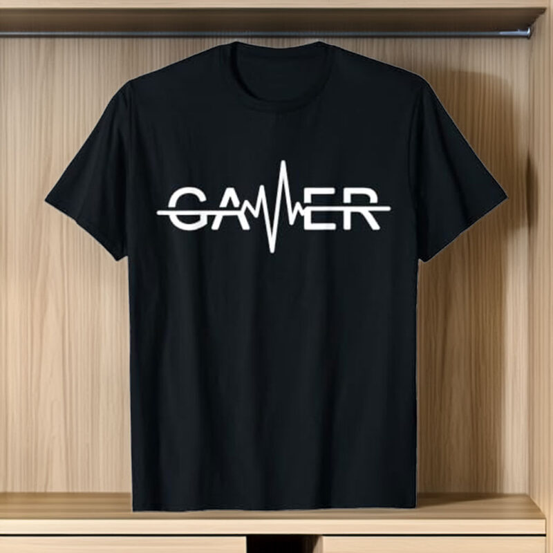 Gamer Heartbeat Video Games Graphic T-Shirt Small